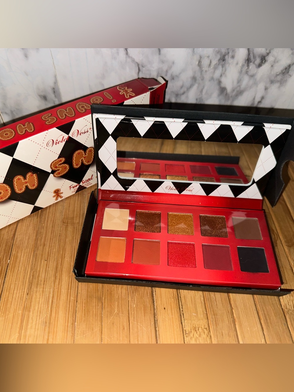 Too Faced Limited Edition Awe Snap Gingerbread Holiday Christmas Red Palette NEW